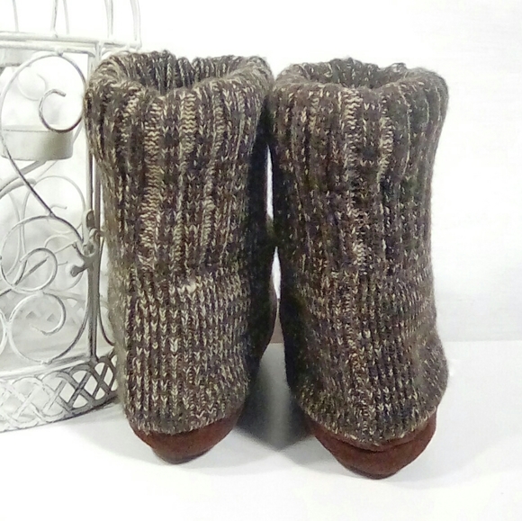 Mudd brown rolled over sock indoor slipper boots - Picture 5 of 7